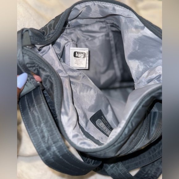 LUG GRAY CROSSBODY/MESSENGER BAG W BOTTLE HOLDER KEY FOB LOTS OF POCKETS - Picture 10 of 14